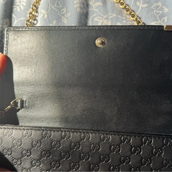 Gucci Chain Wallet - Picture 2 of 7